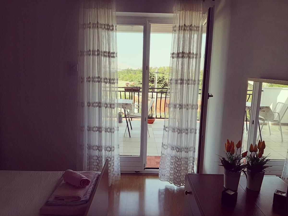 Room Luka Sveti Juraj Exterior foto